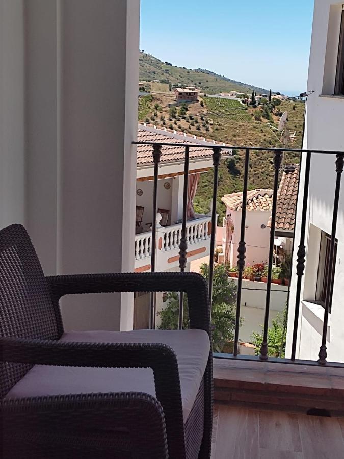 Apartamentos Maria Cómpeta Eksteriør bilde